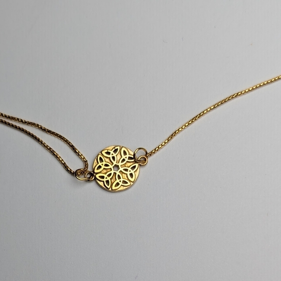 Alex and Ani Providence Endless Knot Gold Necklace With a Bag - Picture 4 of 9